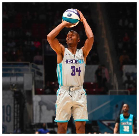 九游中国官网-包含斯图加特训练开放日，今晨主帅复盘引欢呼，NBA总决赛在即，纪律约束更严格的词条